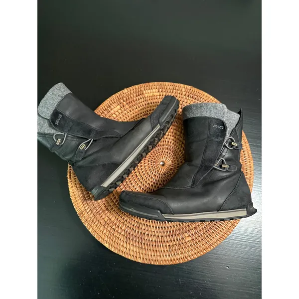 Teva Little Cloud Black Leather Wool liner Winter Boots Womens 7.5 Bungee Toggle - Image 7