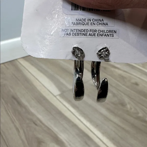 Free people semi hoop faceted earrings silver tone - Image 4