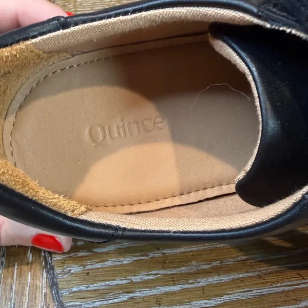 Quince Womens 100% Leather Everyday Sneaker Black White Low Top Size 8 - Image 7
