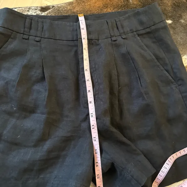 FREE PEOPLE Chelsea Shorts Tailored Linen Pleated Relaxed‎ Black ize 6 - Image 8