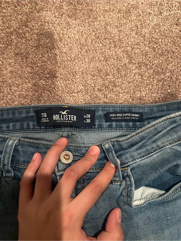 Hollister Distressed Skinny Jeans Size 7 0617 - Image 4