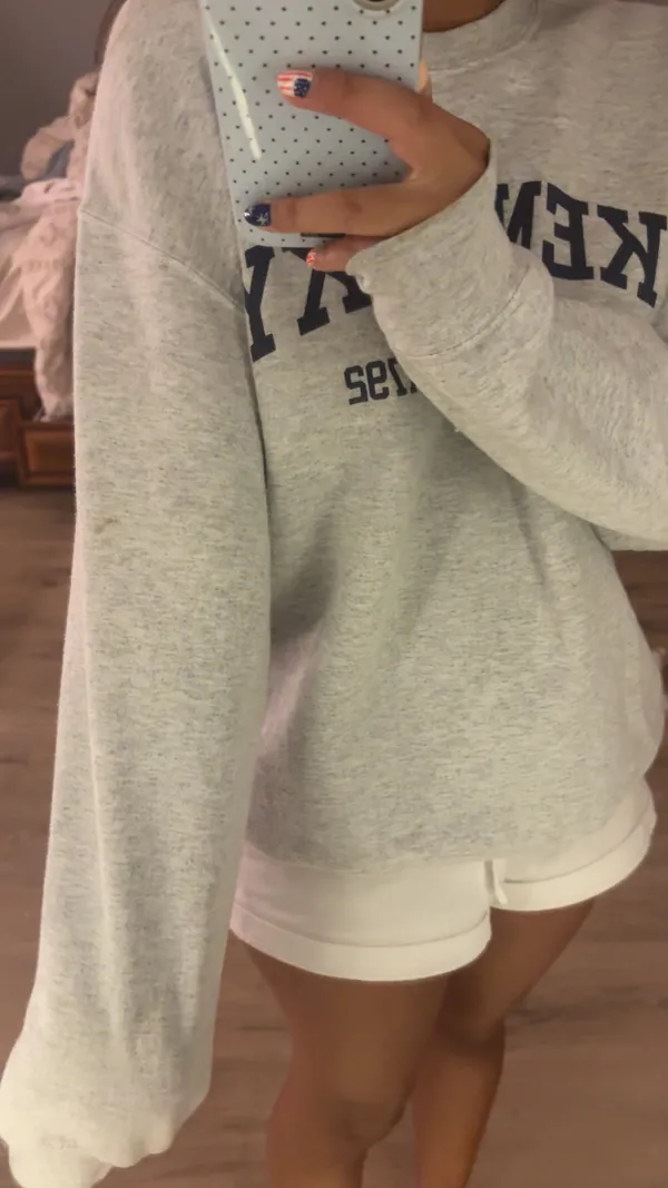 Gildan Kentucky Crewneck - Image 2