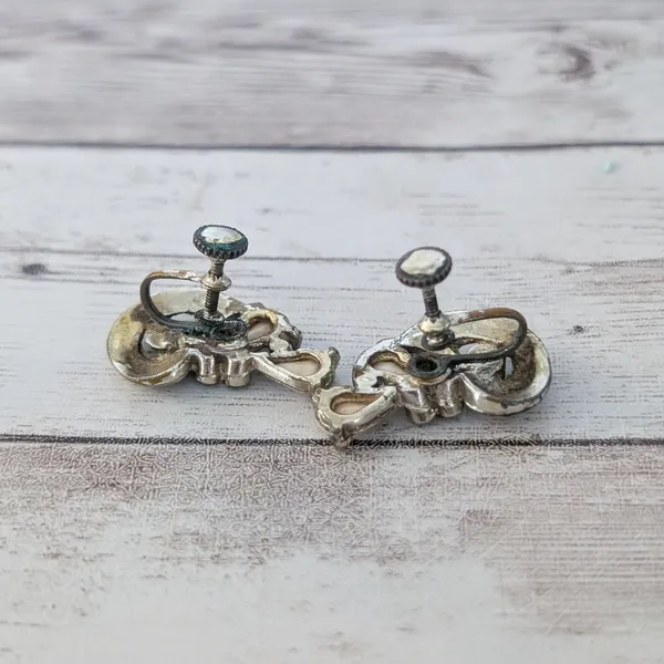 Vintage Screw On Earrings Gold Tone, Clear & White - Condition Issues - Image 6