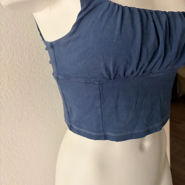 Aritzia Wilfred Free orbit ruched bustier cropped tank top - Image 3