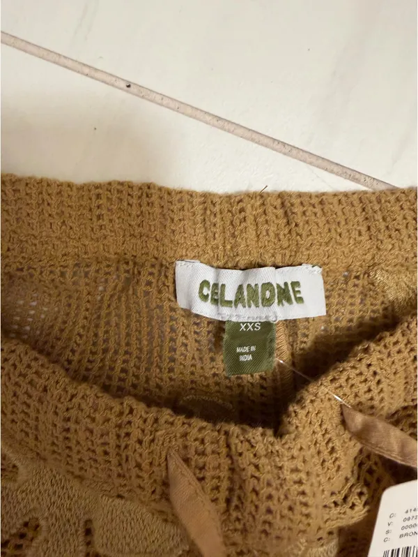 Anthropologie Light brown embroidered textured pants - Image 5