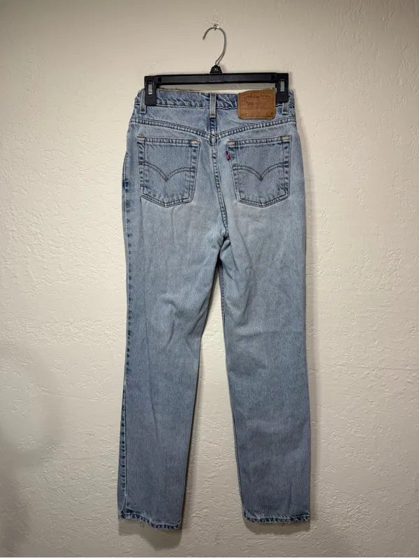 Vintage Levi 512 SLim Fit Light Wash High Rise Straight Leg Jeans Size 26” Wasit - Image 8
