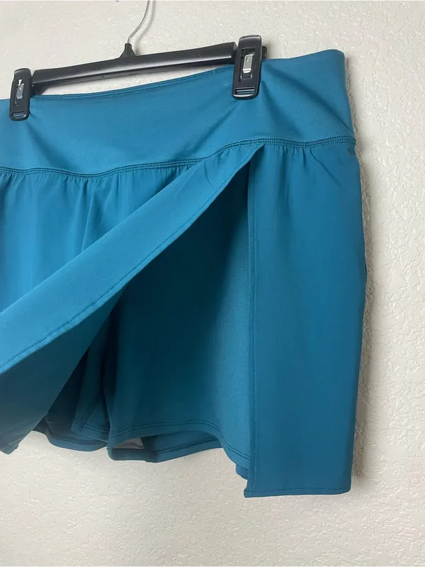The North Face Teal Mini Skort with Side Slit Size XL - Image 4