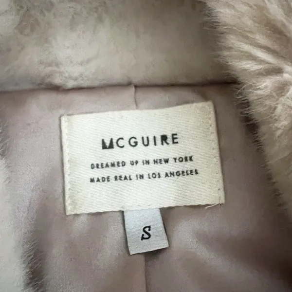 MCGUIRE Gigi Faux Vegan Fuzzy Fur Collared Jacket Coat Misty Neutral Small - Image 2