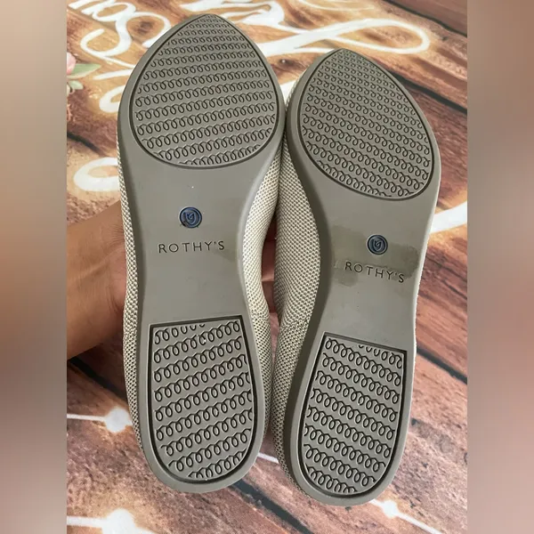 Rothy's Cream Flats with Pointed Toe and Slip-On Design - Image 6