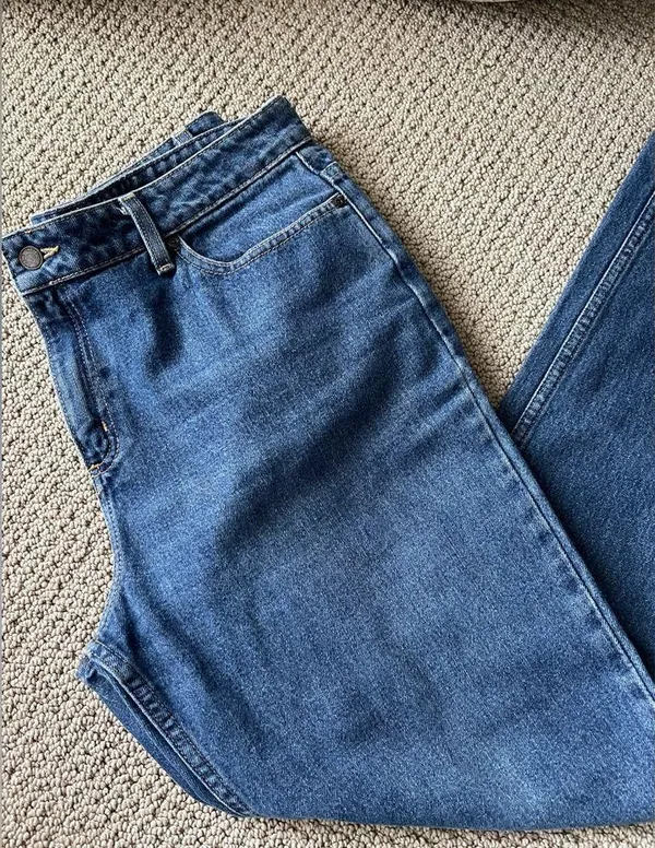 LL Bean Women’s Classic Fit Straight Jeans - Image 2