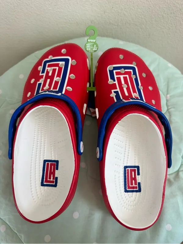 NWT CROCS Los Angeles Clippers NBA Classic Clogs Womens size 11 - Image 3