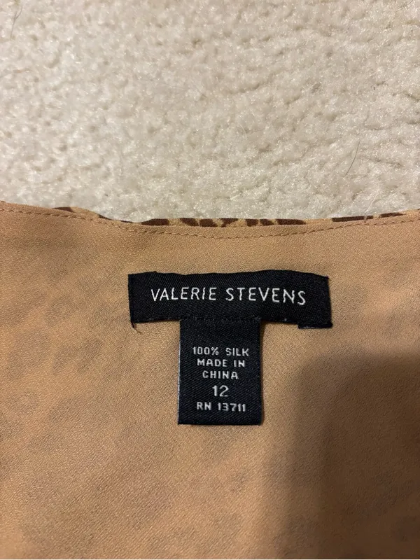Y2K Valerie Stevens Leopard-Print Silk Skirt - Image 2