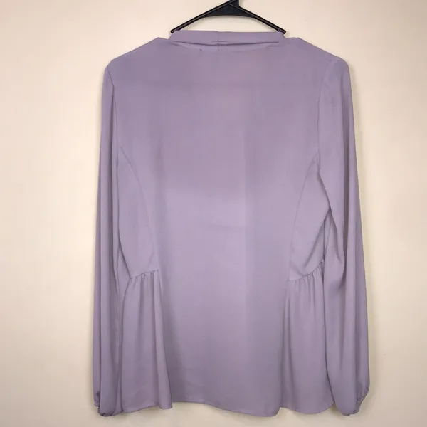 Neiman Marcus Women’s Chiffon Neck Tie Button-Up Lilac Long Sleeve Blouse - Image 7