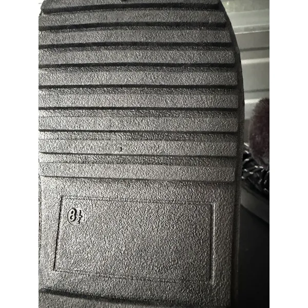 Patent Leather Quilted Black Snow‎ Boots with Fur Size 8.5 B-2 - Image 7