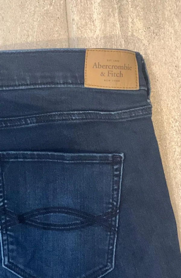 Abercrombie & Fitch Jeans - Image 4