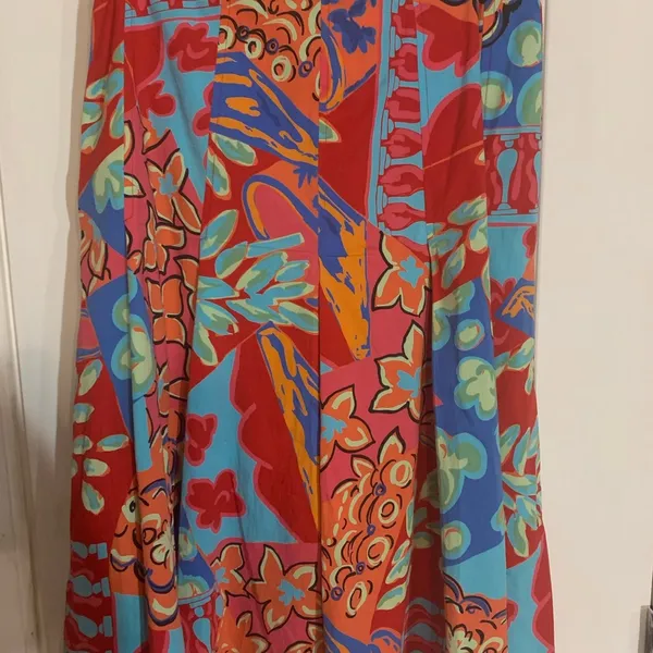 Harold’s Women Multi Print Skirt Sz 8 New without tag. - Image 2