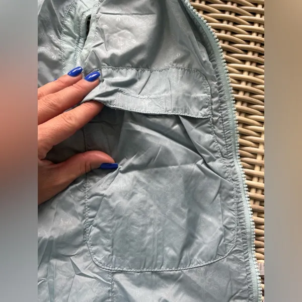 The North Face Quilted Puffer Vest small‎ athleisure layered transitional winter - Image 9