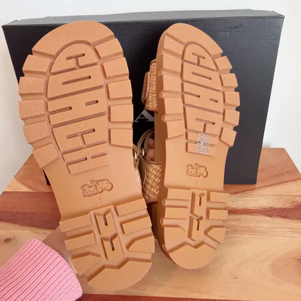 NWT Coach Brynn Sandal size US5 - Image 9