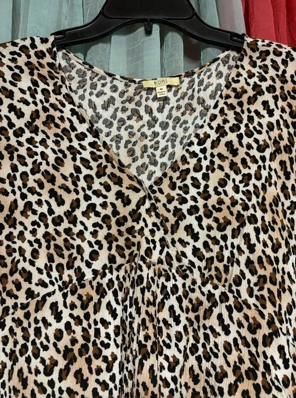 Kori America blouse- size medium - Image 4