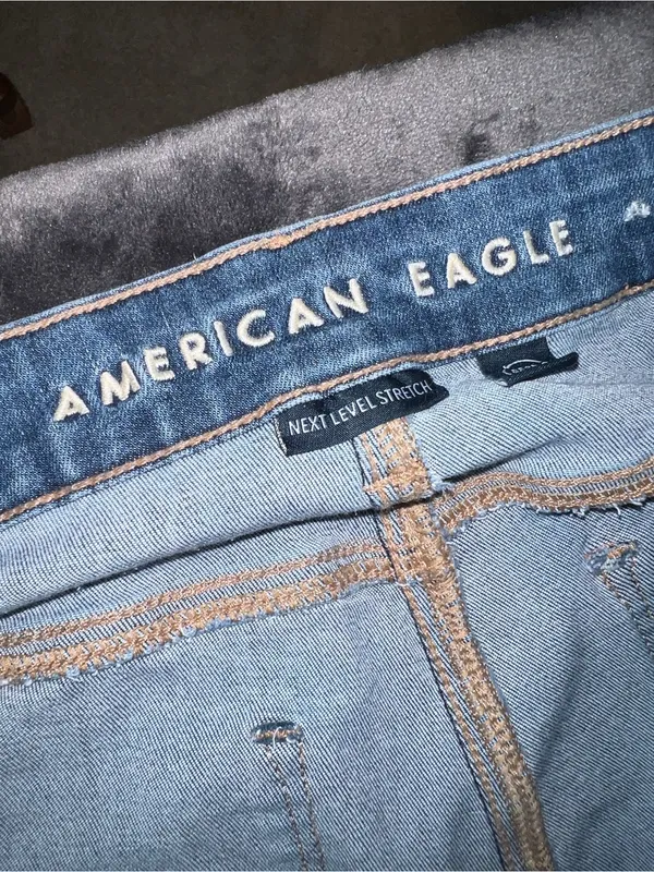 American Eagle Next Level High-Waisted Skinny Kick Jean Size 18 Long - Image 9