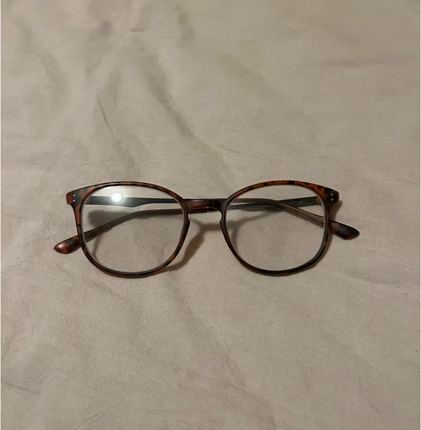 Tortoise Shell Eyeglasses Brown - Image 3