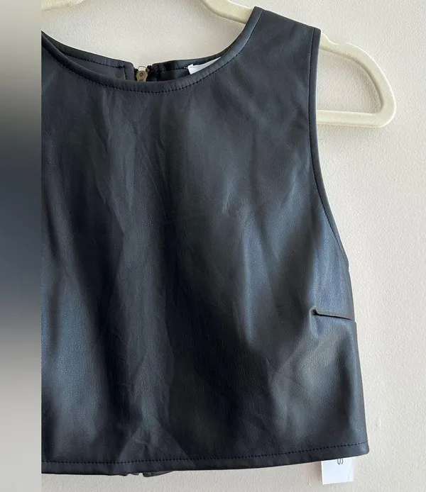 Kirious Faux Vegan Leather Cropped Tank Top, Black Tank, Women’s Size Large - Image 4