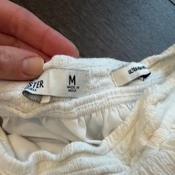 Hollister Tiered White/Cream Pull On Skirt Size Medium C3-004 - Image 3
