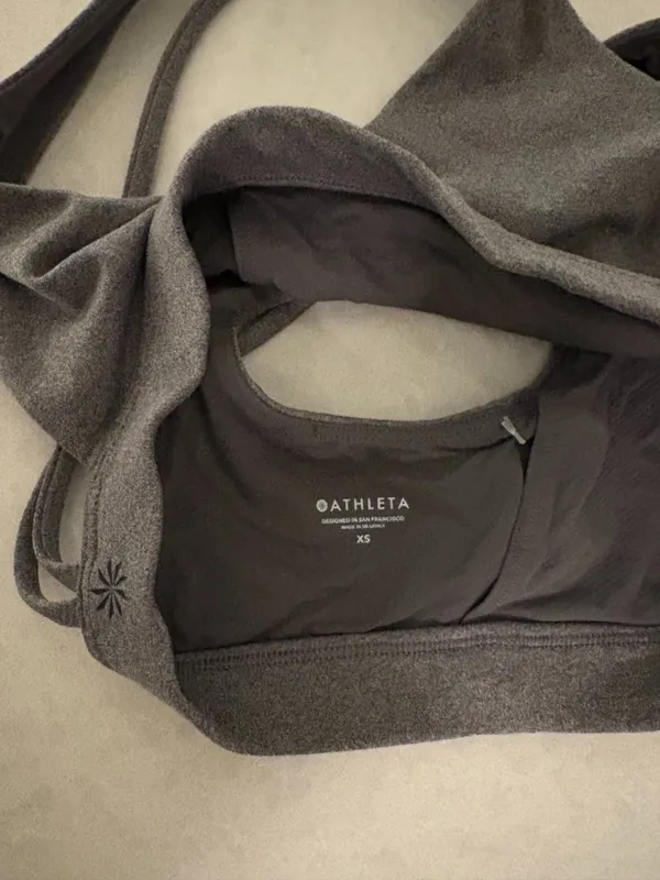 Athleta Sports Bra XS Xtra Small Solid Gray No Pads Pullover Neutral Strappy - Image 3
