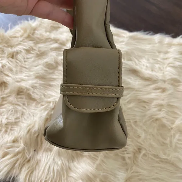 Source Unknown Vintage Y2K Tan Genuine Leather Hobo Shoulder bag Phone Side Pockets - Image 4