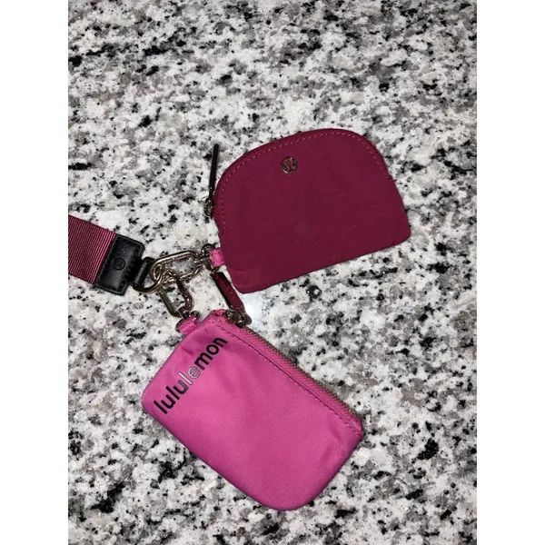 Lululemon Dual Pouch Wristlet Sonic Pink Great Condition - Image 3