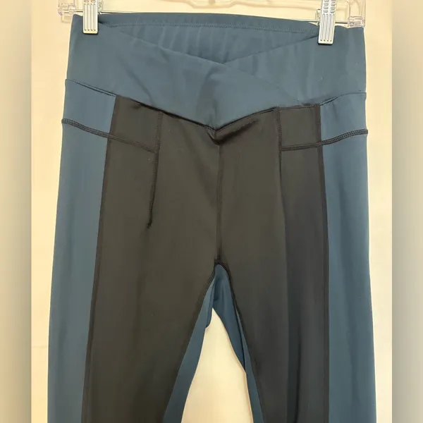 Free People Movement Rebel‎ Leggings Size Medium - Image 3