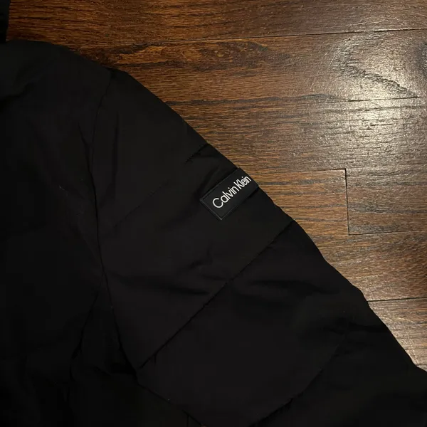 Calvin Klein Black Puffer Jacket - Image 4