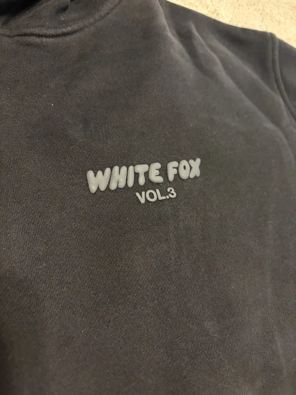 White Fox Onyx Offstage SweatSet - Image 3