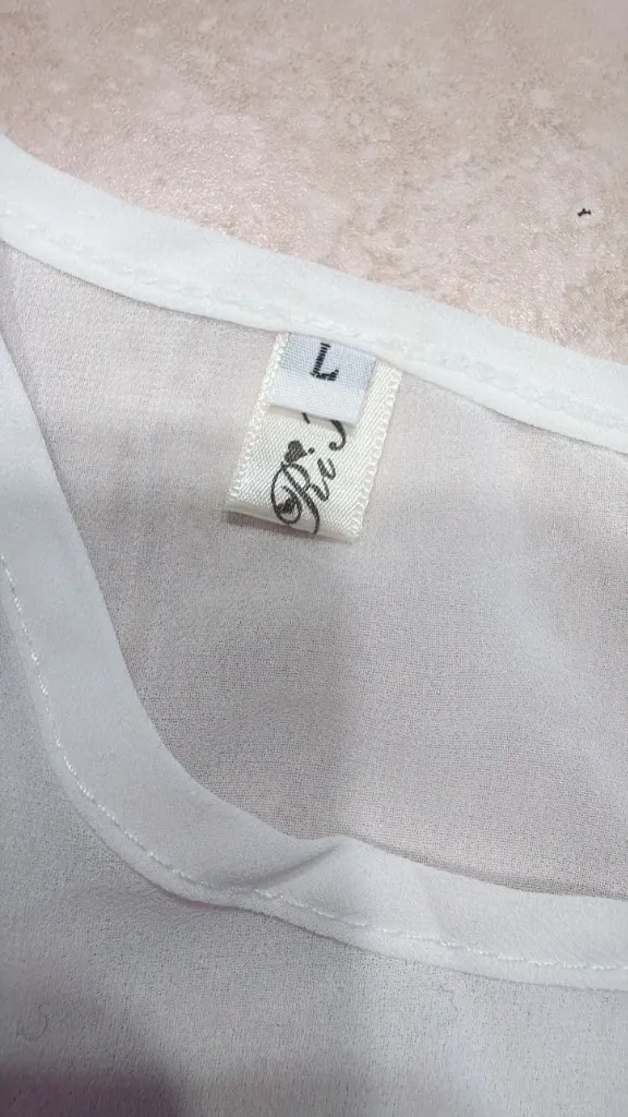 Sleeveless Keyhole Front Chiffon Romper White L Lined Elastic Waist Cutout - Image 2