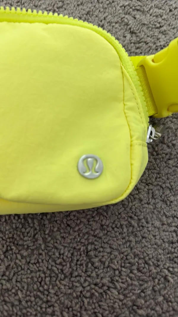 Lululemon Belt Bag - Image 2