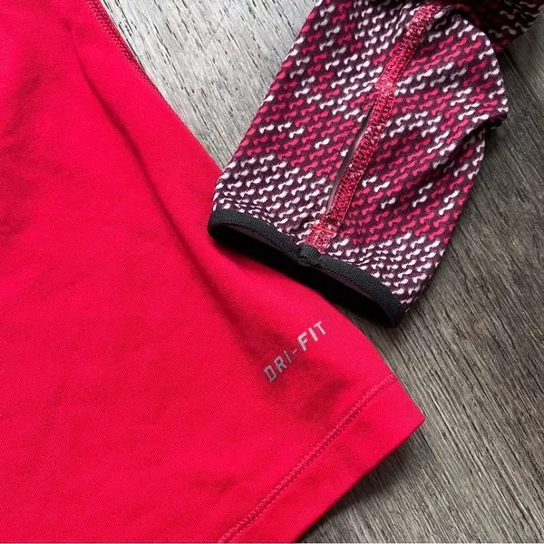 Nike Pro Dri-Fit Long Sleeve 1/2 Zip Pullover Running Top Red Pattern Size Small - Image 8