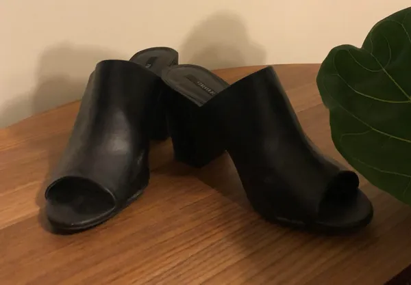 Forever 21 Cute Black Block Heels - Image 2