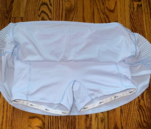Lululemon Play Off The Pleats Skirt 13” - Image 3