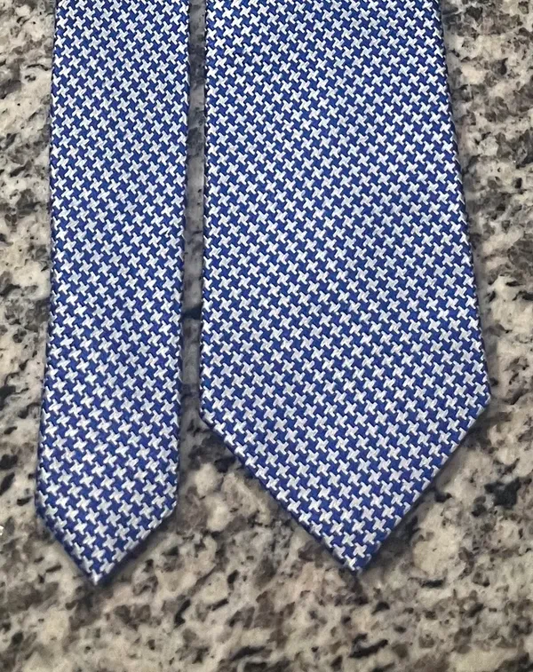 CHARLES TYRWHITT Men's 100% Silk Necktie Designer Blue - Image 4