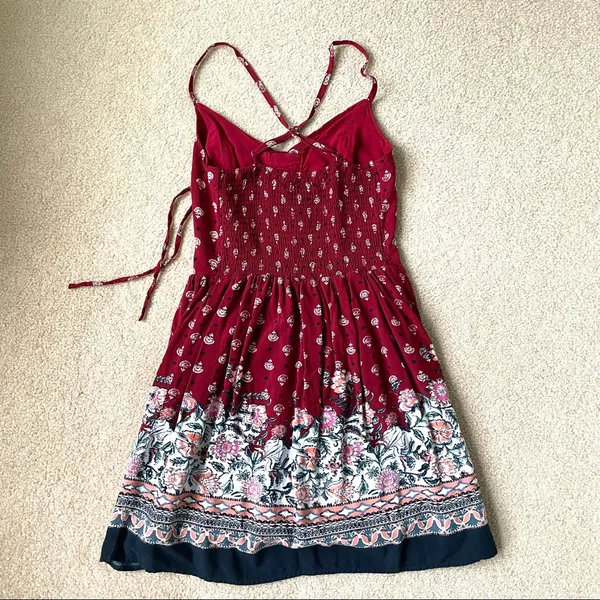 Hollister Red Print Dress Crossback Straps - Image 4