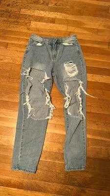 Ripped straight leg jeans - Image 4