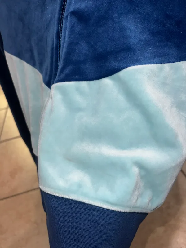 Nike jacket - Image 3