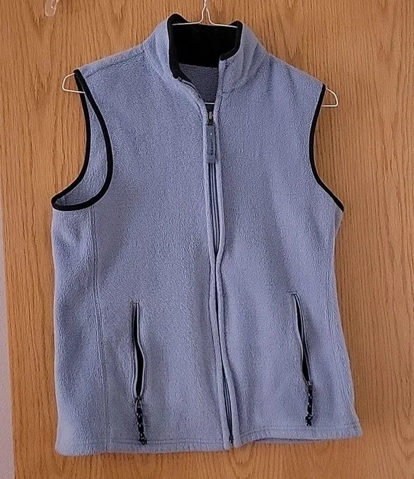 🌈 Old Navy Zip Up Vest - Image 2