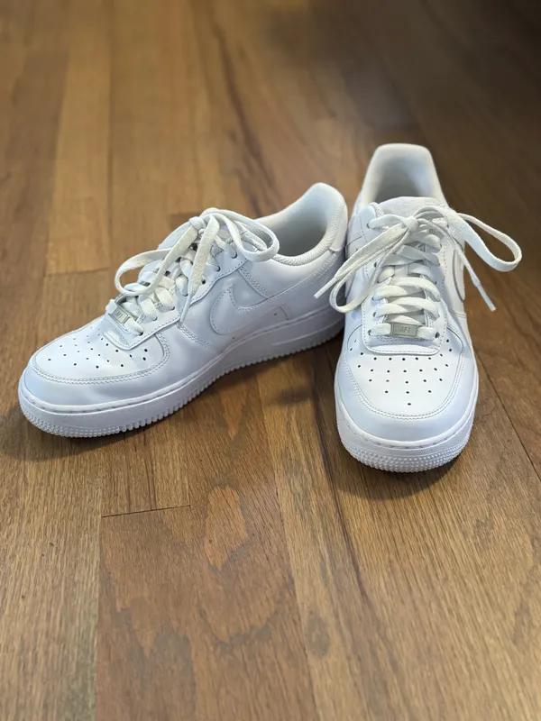 Women’s Nike Air Force 1 Sneakers White - Image 2