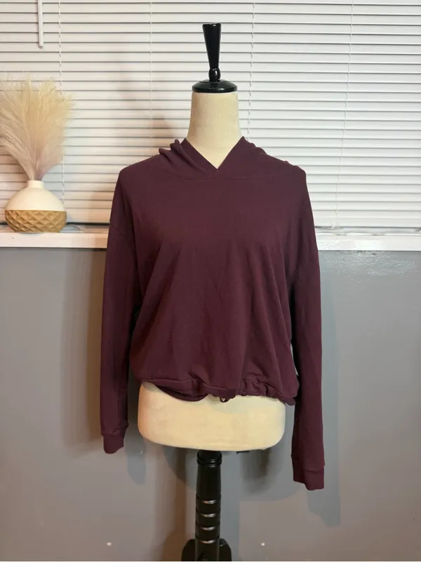 New York & Company Deep Plum Open-Back Hooded Long Sleeve Top - Image 4