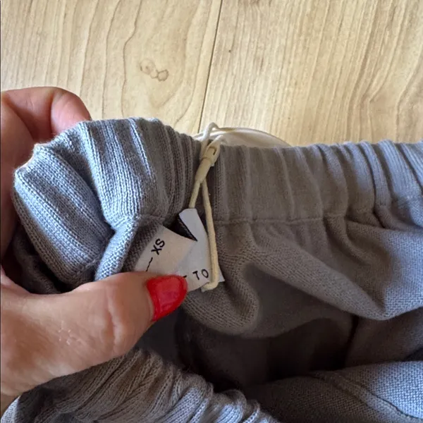 Gray Women's Jogger Pants Size XS - Image 4