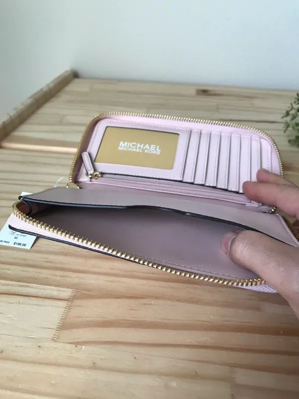 Wallet - Image 5