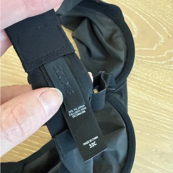 Skims Underwire Bra Size 32C Black - Image 4