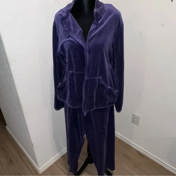 Velvet purple Jumpsuit with Jacket Size L - Image 3