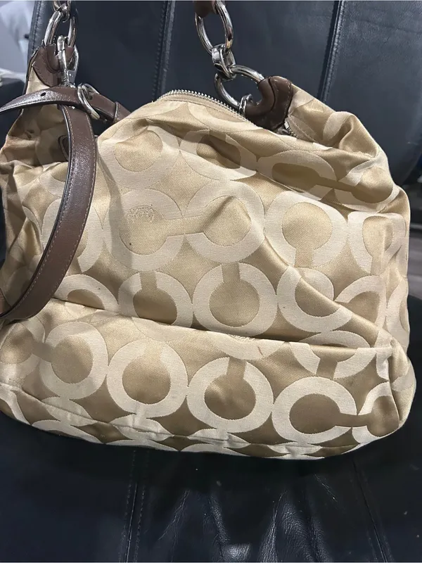 Coach Beige and Brown Signature Jacquard Shoulder Bag - Image 2